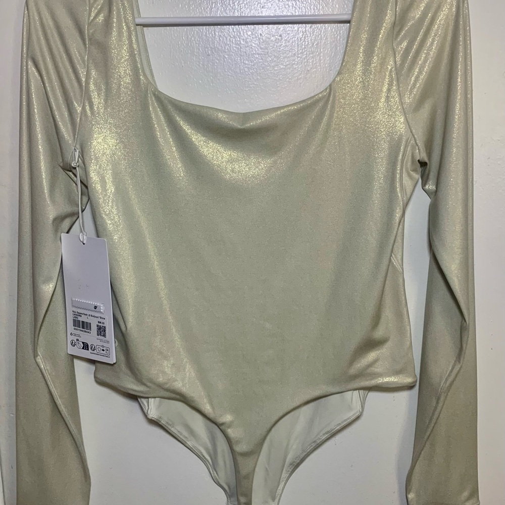 Lululemon Wundermost Square-Neck LS Bodysuit Shine Gold LXBO LW3INRS Large - Picture 7 of 10